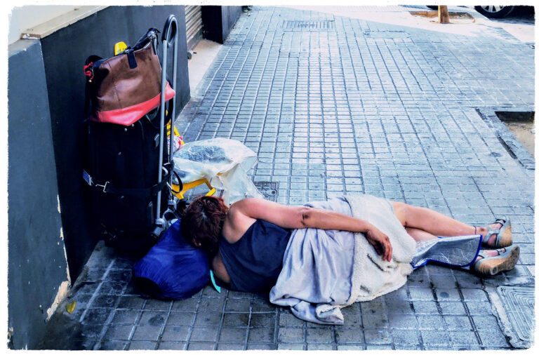 TELEFONO ASISTENCIA HOGAR SANTA LUCIA