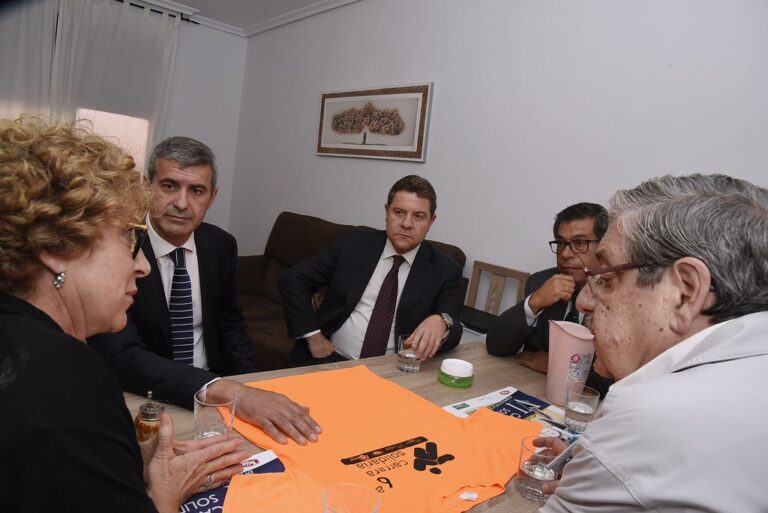CASAS HOGAR PARA PERSONAS CON ENFERMEDAD MENTAL