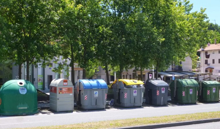 MUEBLES DE RECICLAJE PARA EL HOGAR
